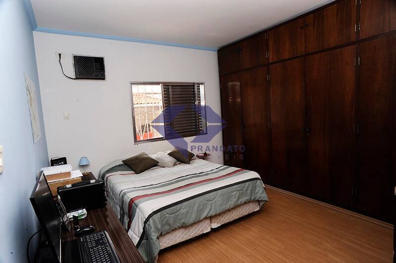 Sobrado à venda com 4 quartos, 300m² - Foto 14