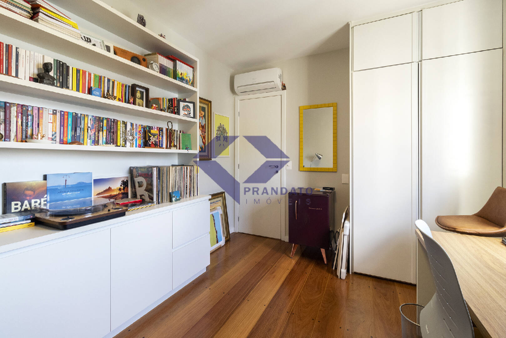 Apartamento à venda com 4 quartos, 200m² - Foto 31