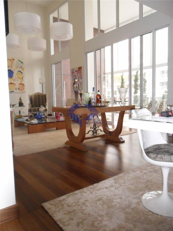 Apartamento à venda com 3 quartos, 350m² - Foto 1