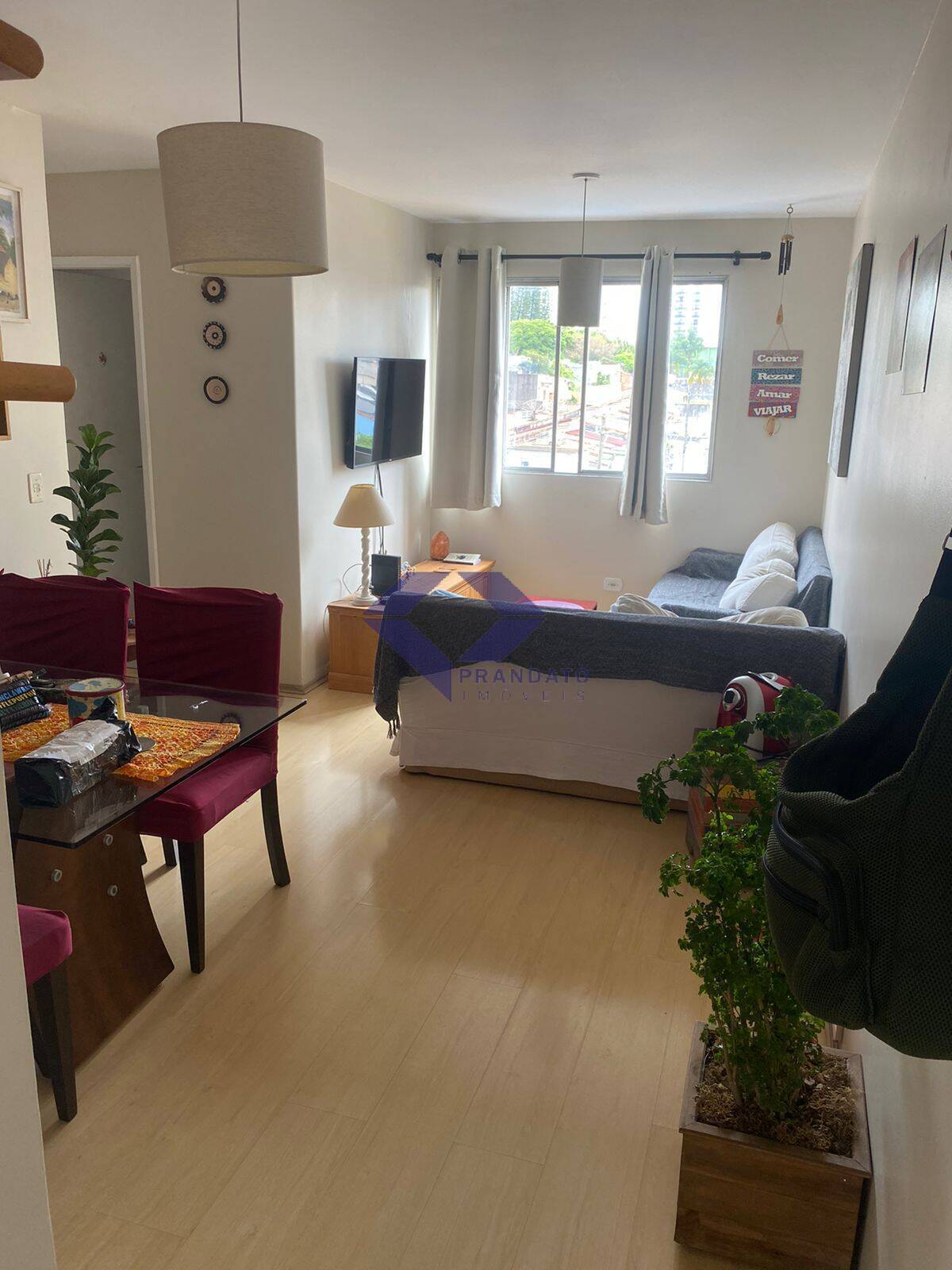 Apartamento à venda com 2 quartos, 60m² - Foto 1