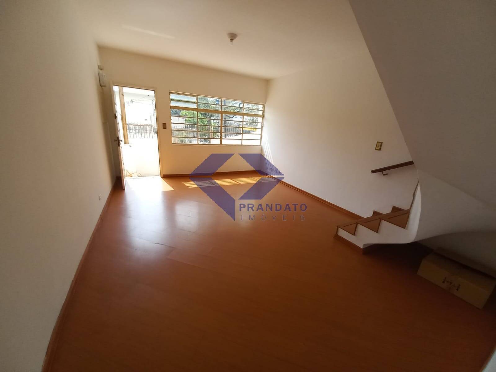 Sobrado à venda com 3 quartos, 147m² - Foto 2