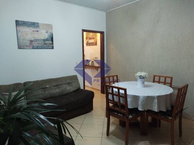 Casa à venda com 3 quartos, 300m² - Foto 4