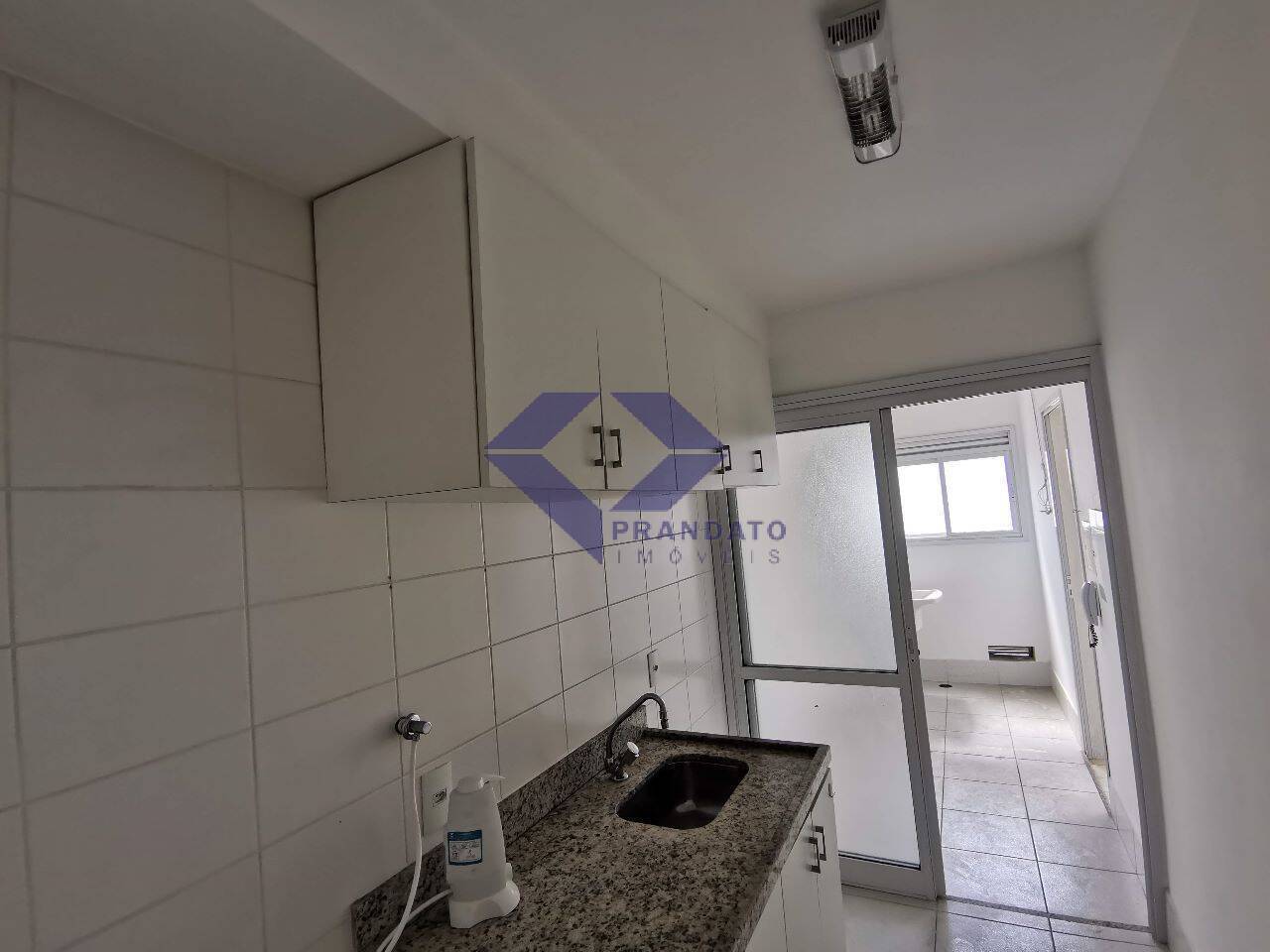 Apartamento à venda com 2 quartos, 80m² - Foto 21