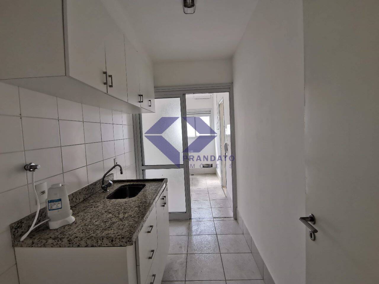 Apartamento à venda com 2 quartos, 80m² - Foto 20