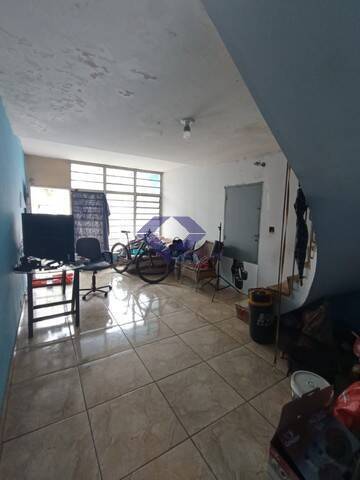 Sobrado à venda com 2 quartos, 115m² - Foto 2