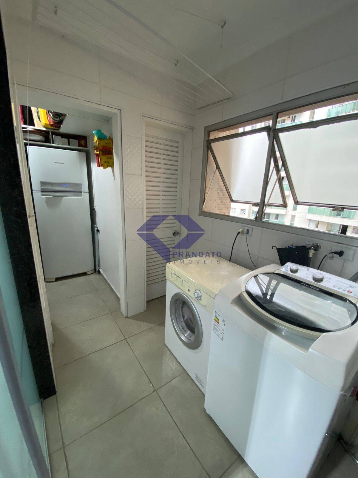 Apartamento à venda com 3 quartos, 113m² - Foto 29