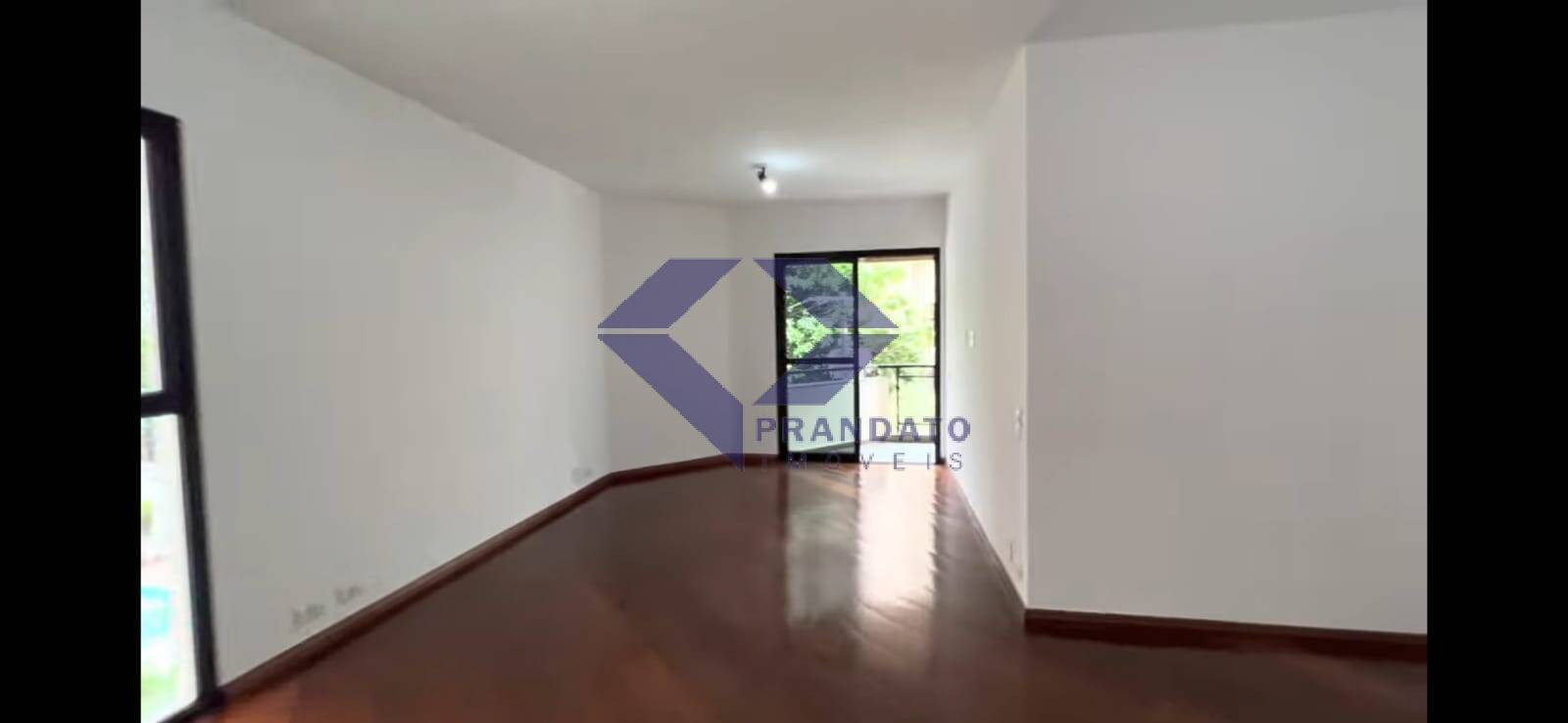 Apartamento à venda com 3 quartos, 100m² - Foto 1