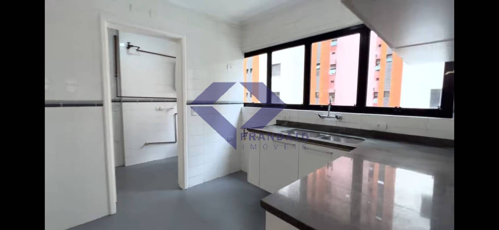 Apartamento à venda com 3 quartos, 100m² - Foto 24