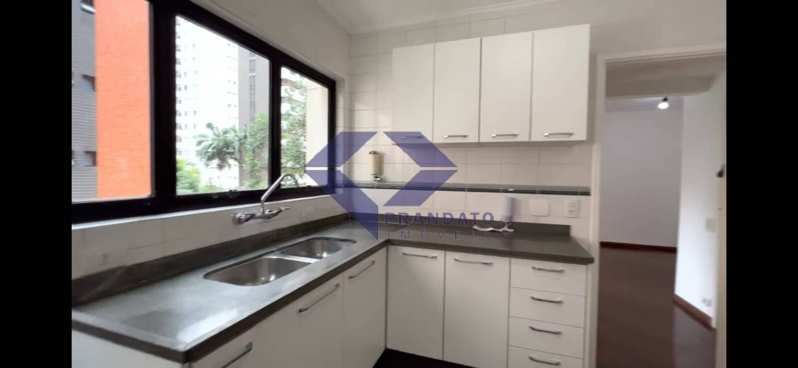 Apartamento à venda com 3 quartos, 100m² - Foto 30