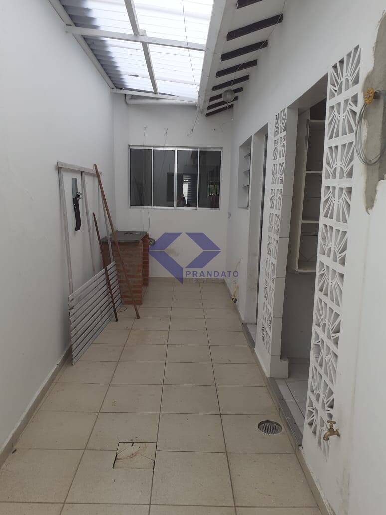 Casa à venda com 2 quartos, 98m² - Foto 9