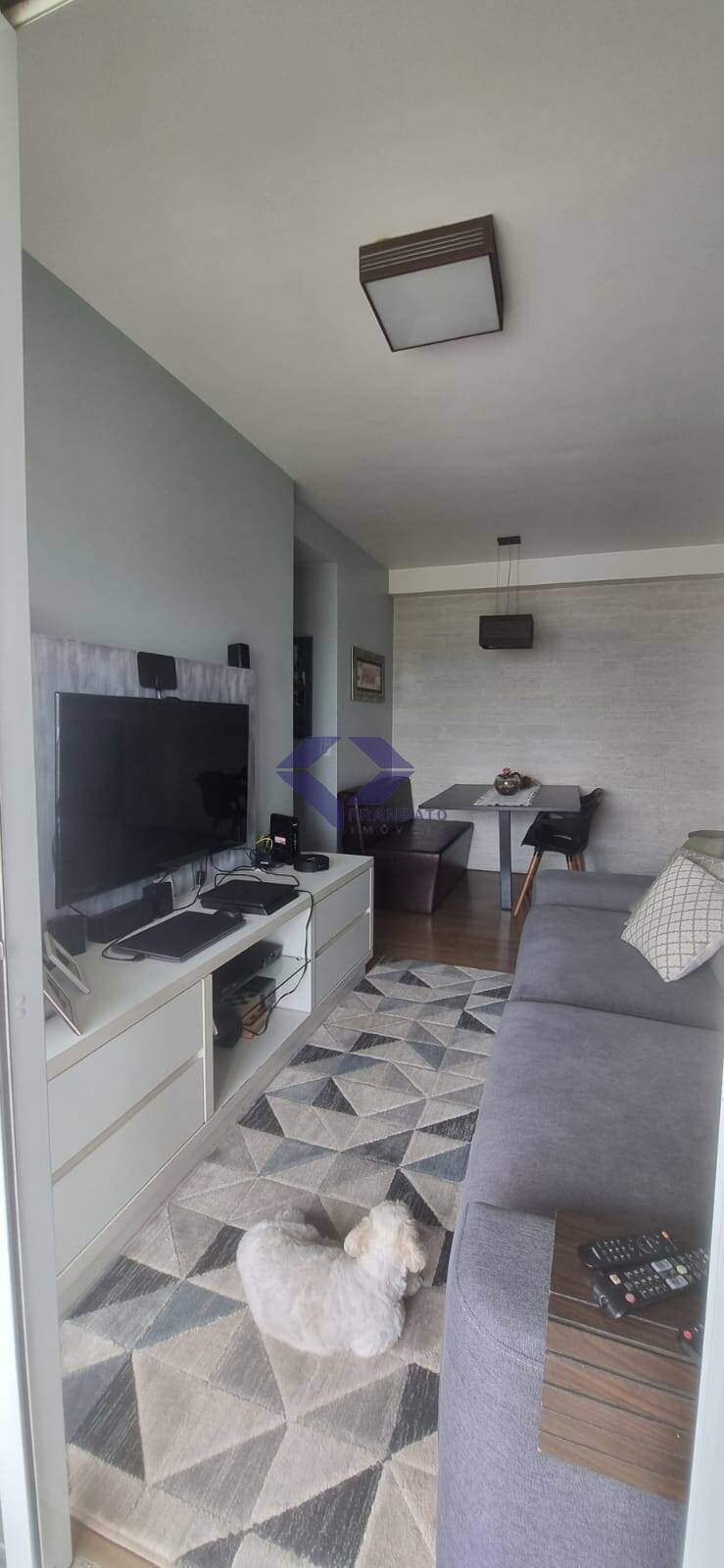 Apartamento à venda com 2 quartos, 65m² - Foto 3