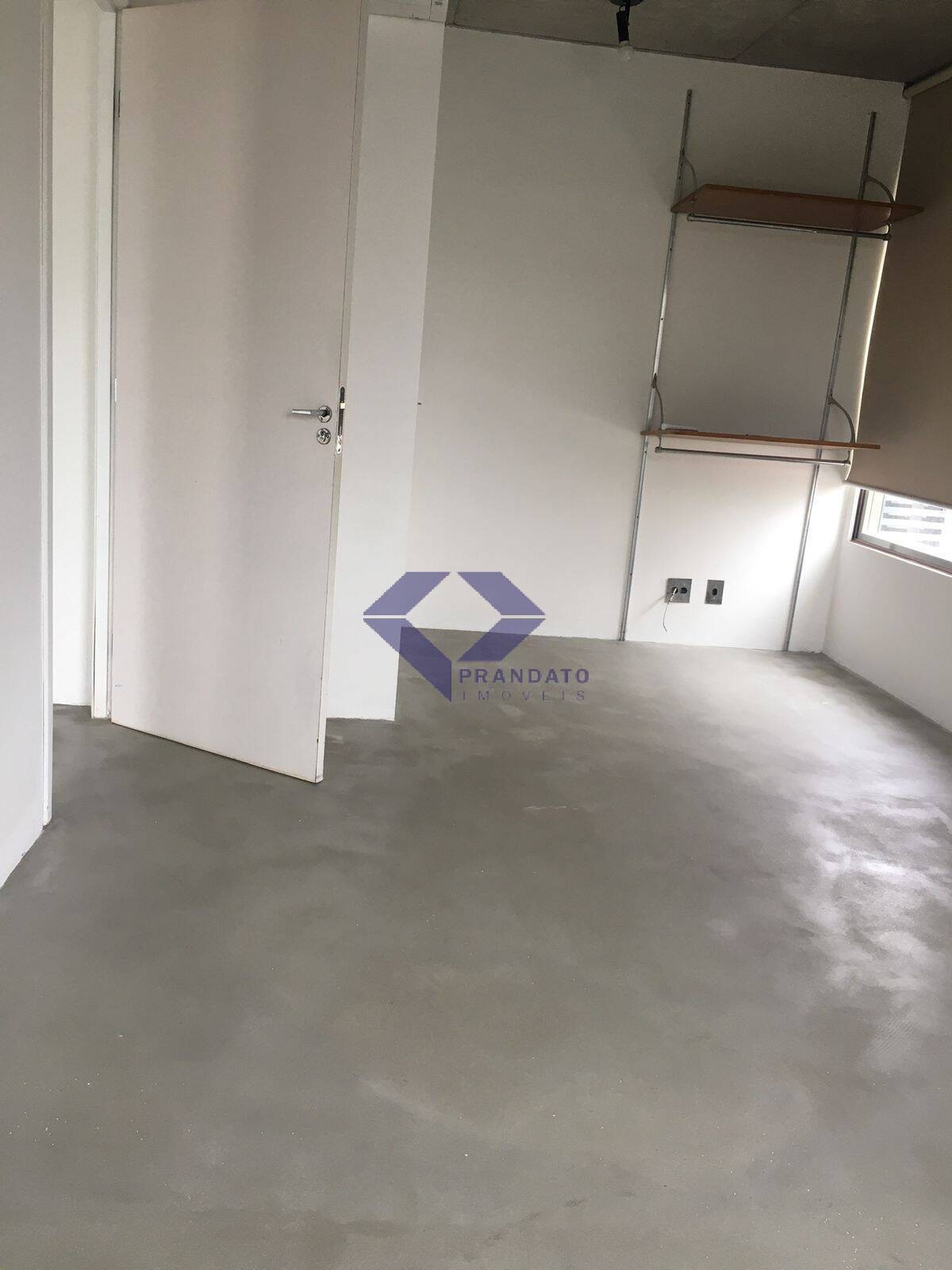 Apartamento para alugar com 1 quarto, 75m² - Foto 9