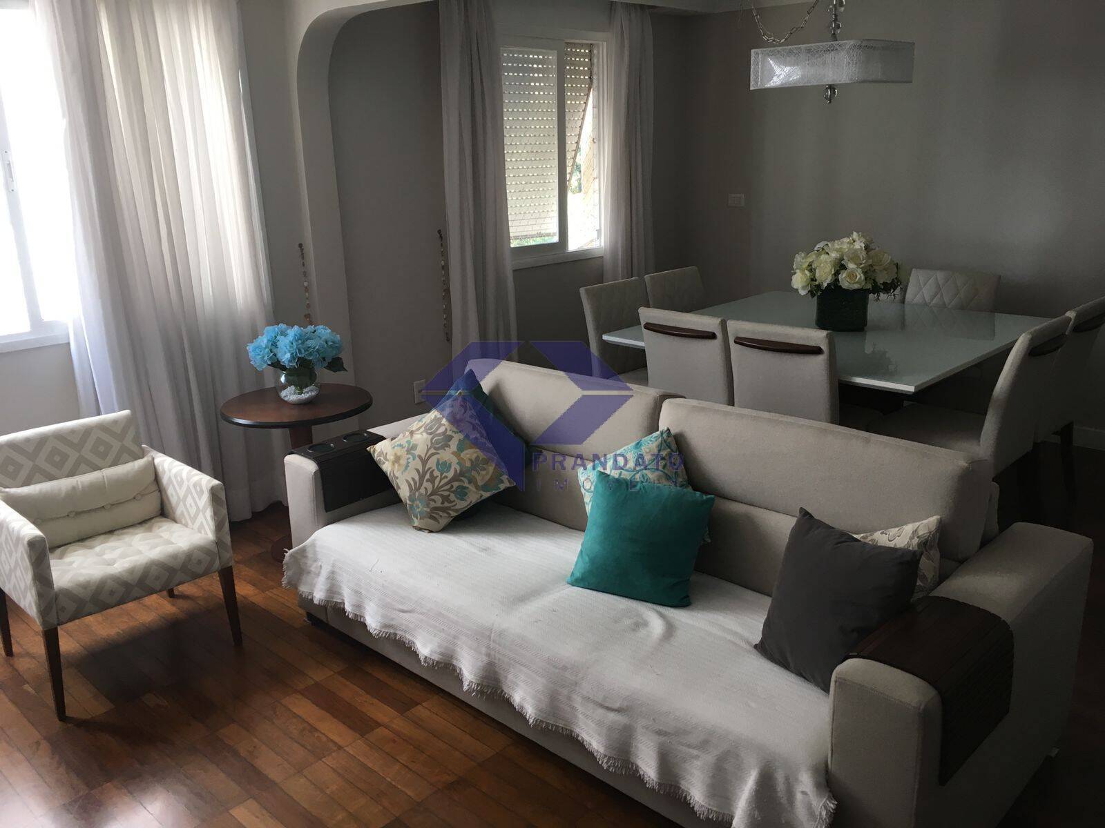 Apartamento à venda com 2 quartos, 130m² - Foto 3