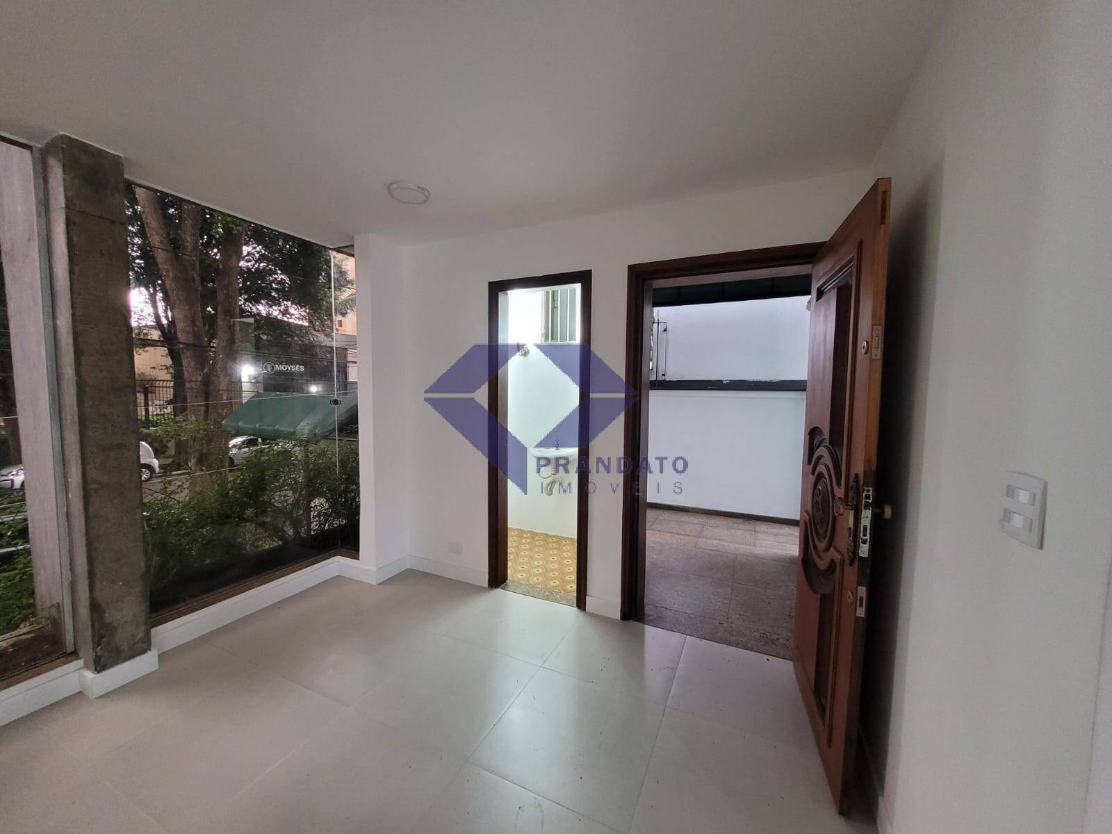 Casa para alugar com 4 quartos, 330m² - Foto 5