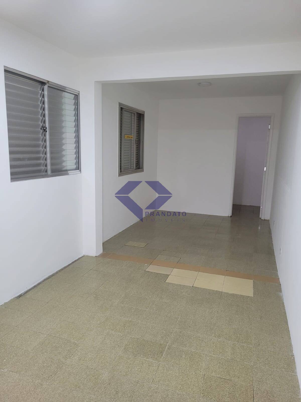 Casa para alugar com 4 quartos, 330m² - Foto 8