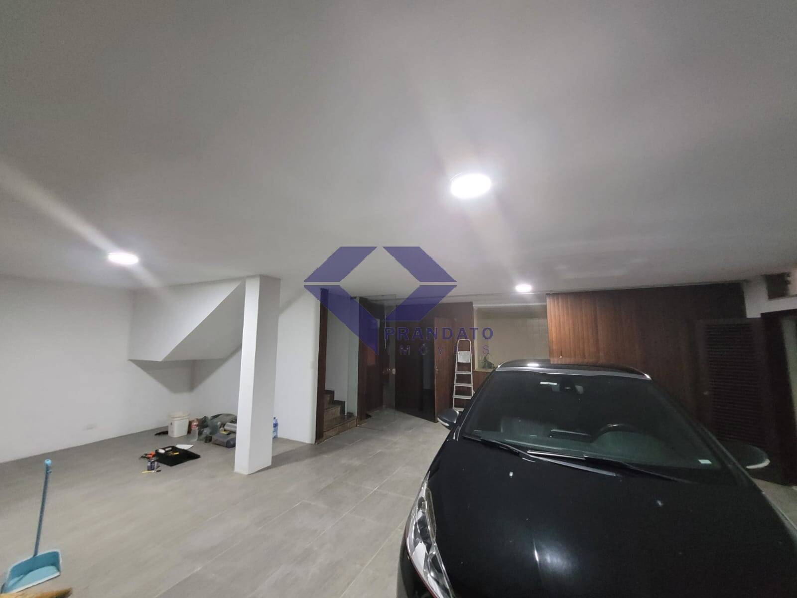 Casa para alugar com 4 quartos, 330m² - Foto 36