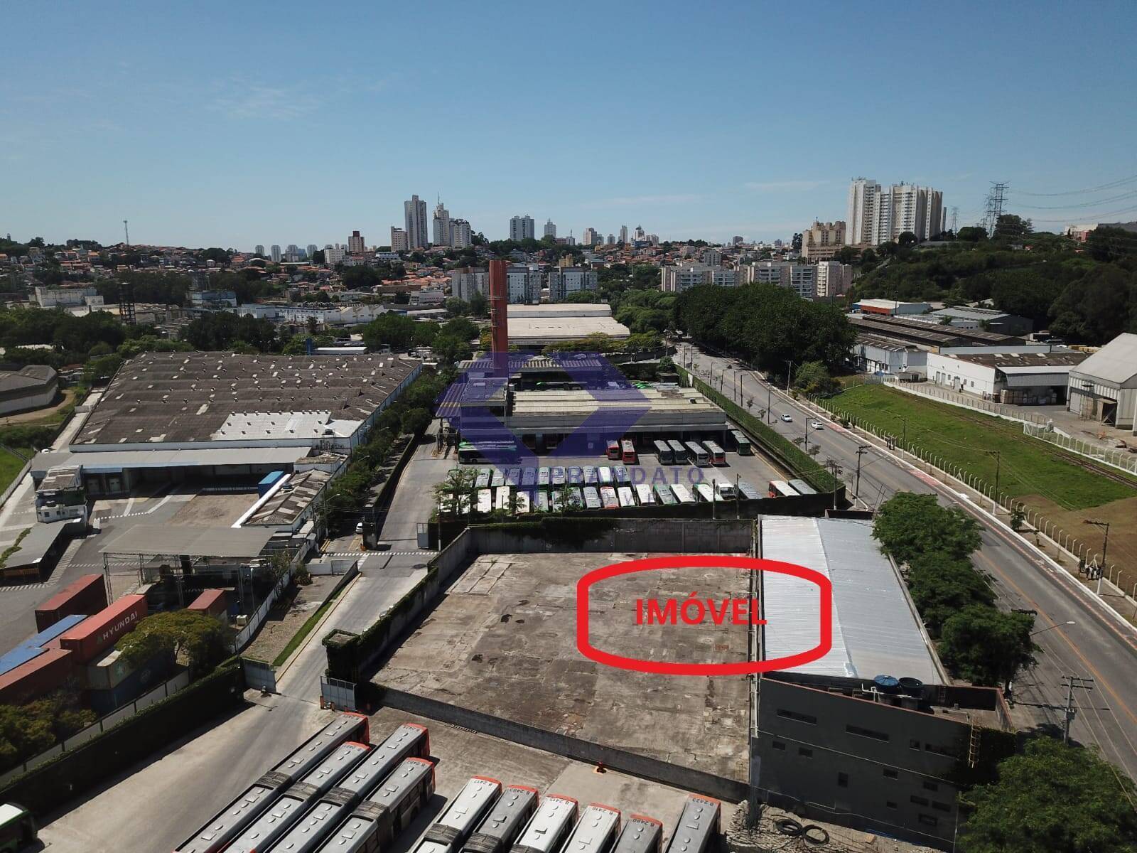 Depósito-Galpão-Armazém para alugar, 1361m² - Foto 17