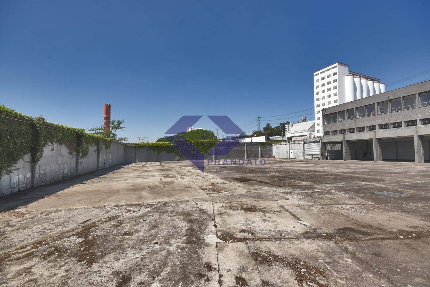 Depósito-Galpão-Armazém para alugar, 1361m² - Foto 10