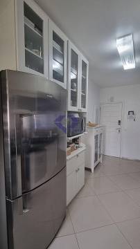 Apartamento à venda com 3 quartos, 96m² - Foto 8