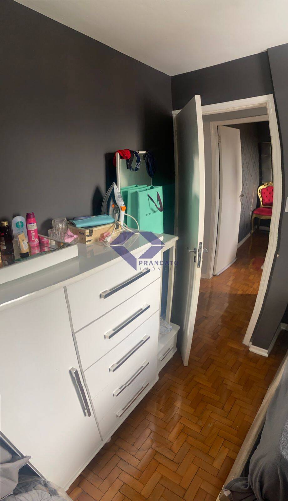 Apartamento à venda com 2 quartos, 70m² - Foto 4