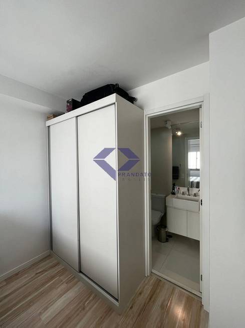 Apartamento à venda com 1 quarto, 37m² - Foto 11