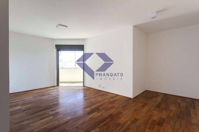 Apartamento à venda com 3 quartos, 220m² - Foto 3