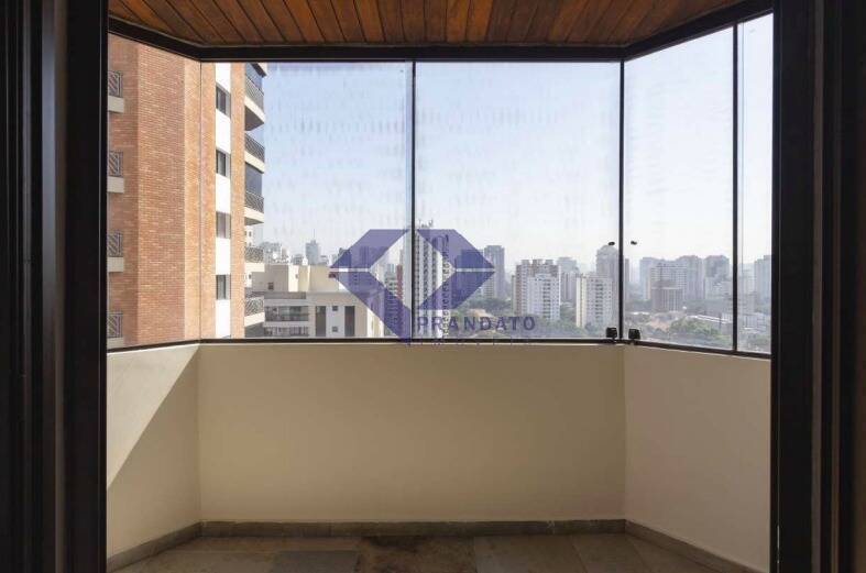 Apartamento à venda com 3 quartos, 220m² - Foto 15