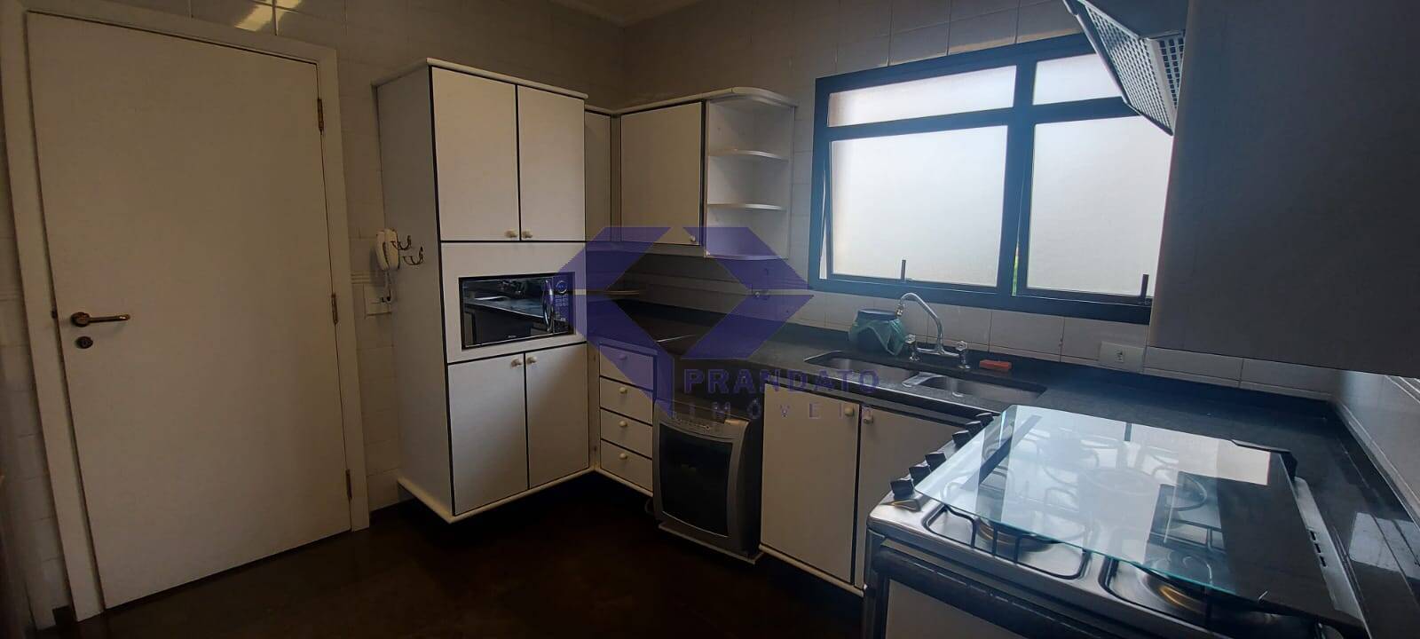 Apartamento à venda com 3 quartos, 260m² - Foto 6