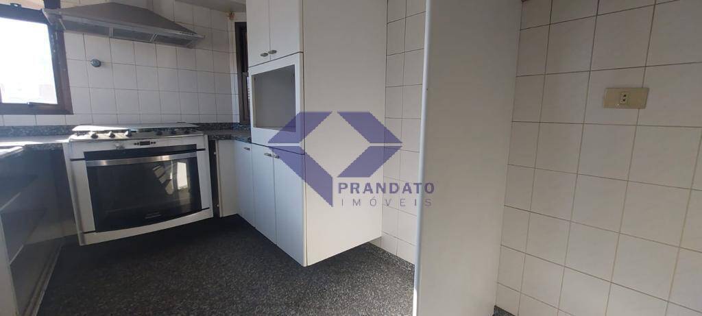 Apartamento à venda com 4 quartos, 247m² - Foto 12