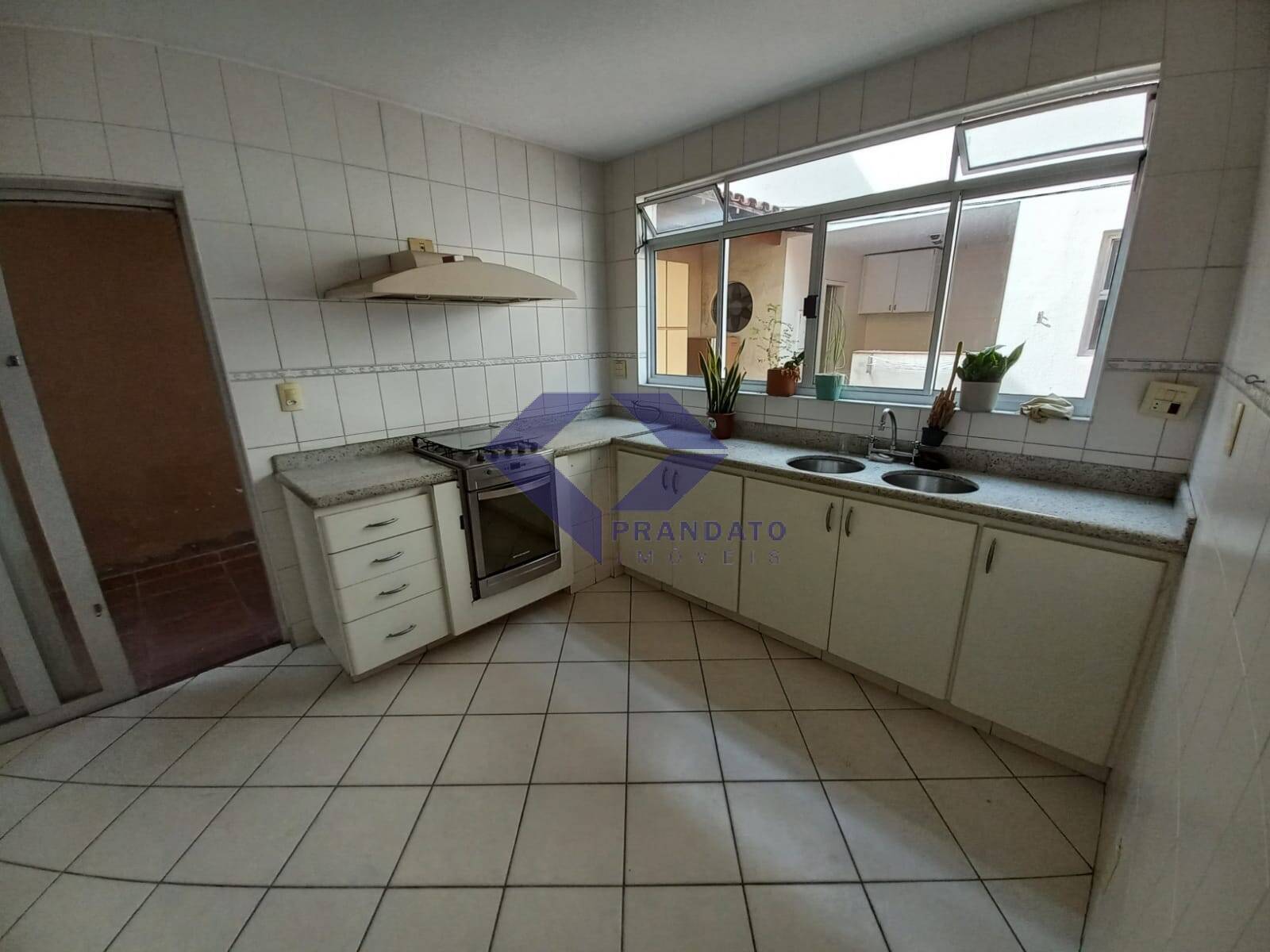 Sobrado à venda com 4 quartos, 190m² - Foto 28