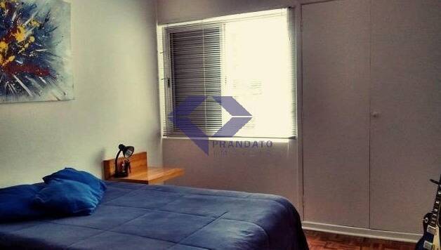 Apartamento à venda com 3 quartos, 107m² - Foto 6