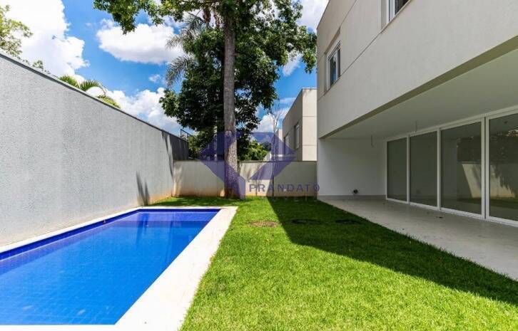 Casa à venda com 4 quartos, 525m² - Foto 4