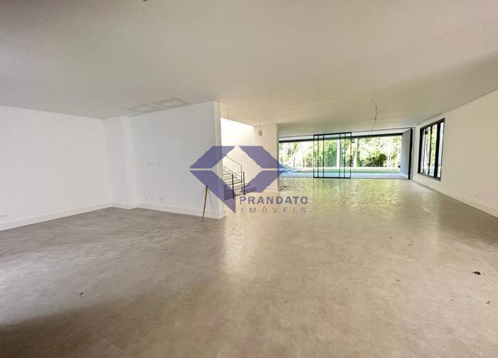 Casa à venda com 4 quartos, 850m² - Foto 8