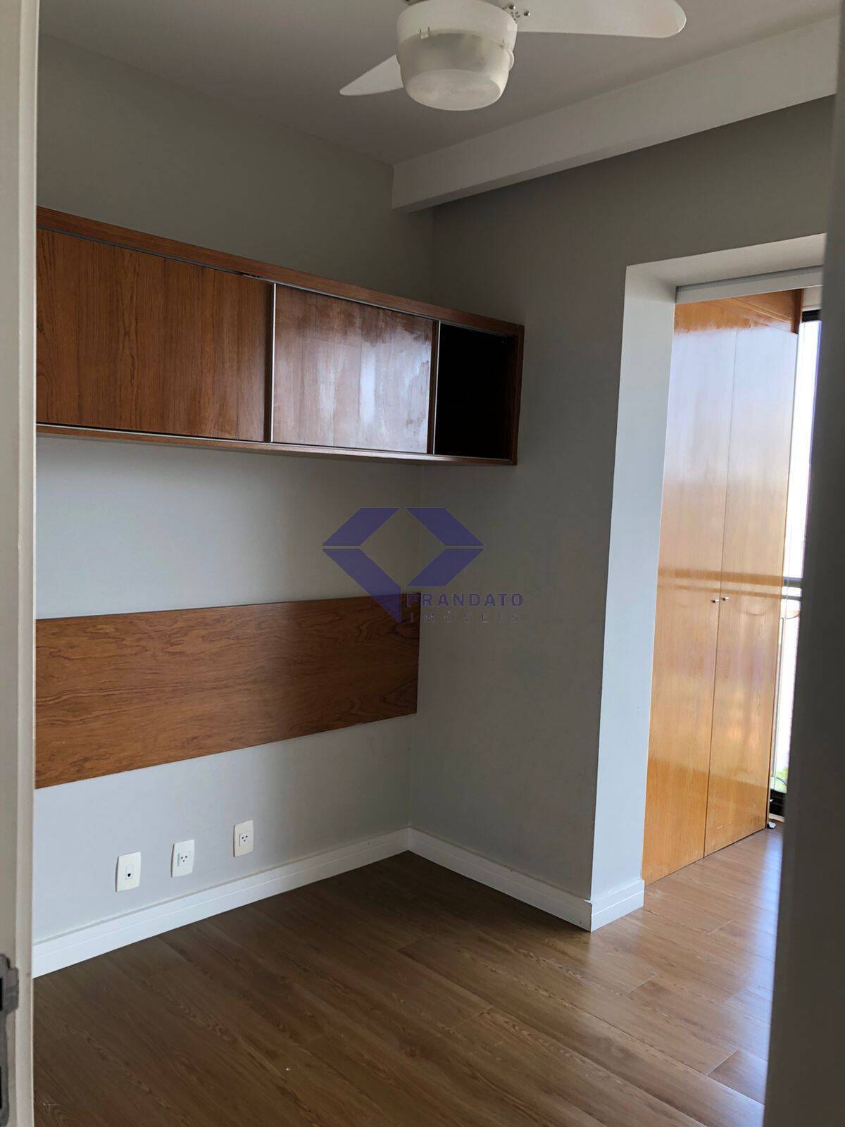 Apartamento à venda com 2 quartos, 96m² - Foto 9