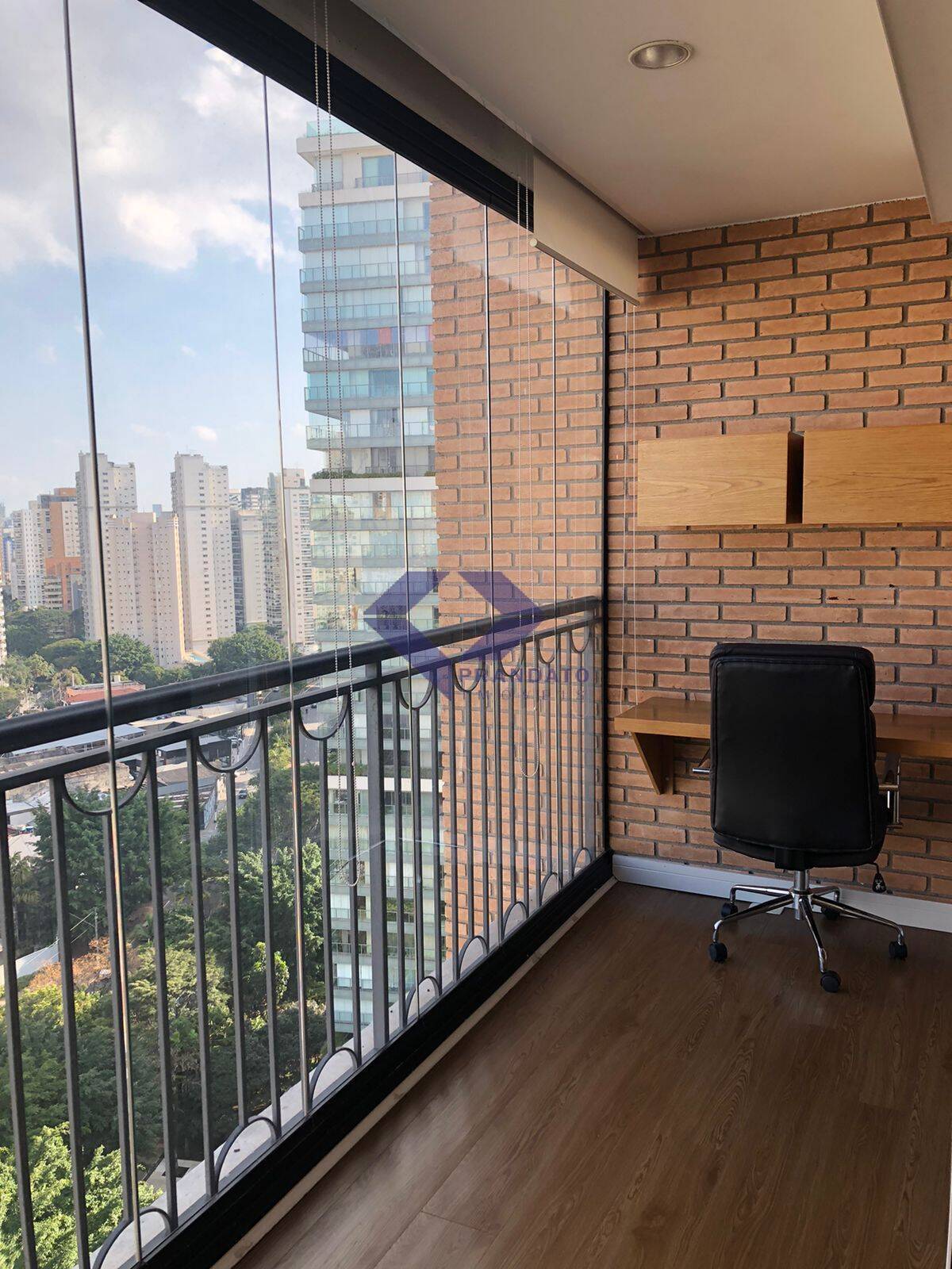 Apartamento à venda com 2 quartos, 96m² - Foto 11