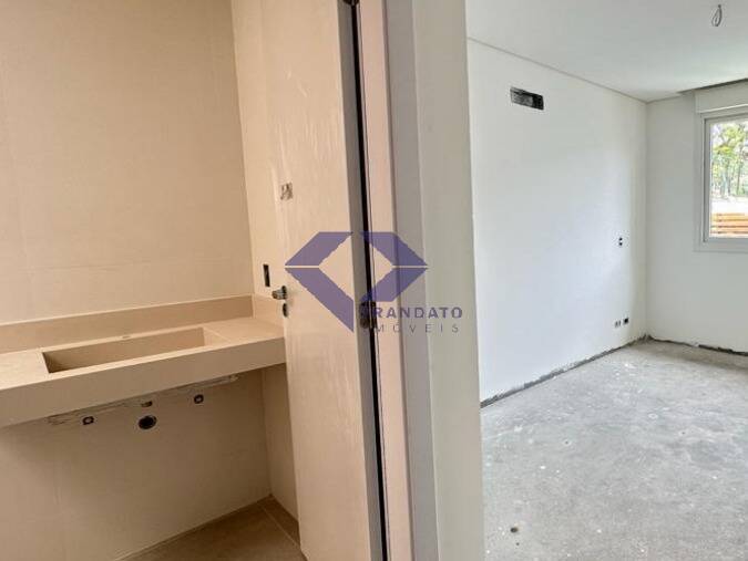 Casa à venda com 4 quartos, 450m² - Foto 16