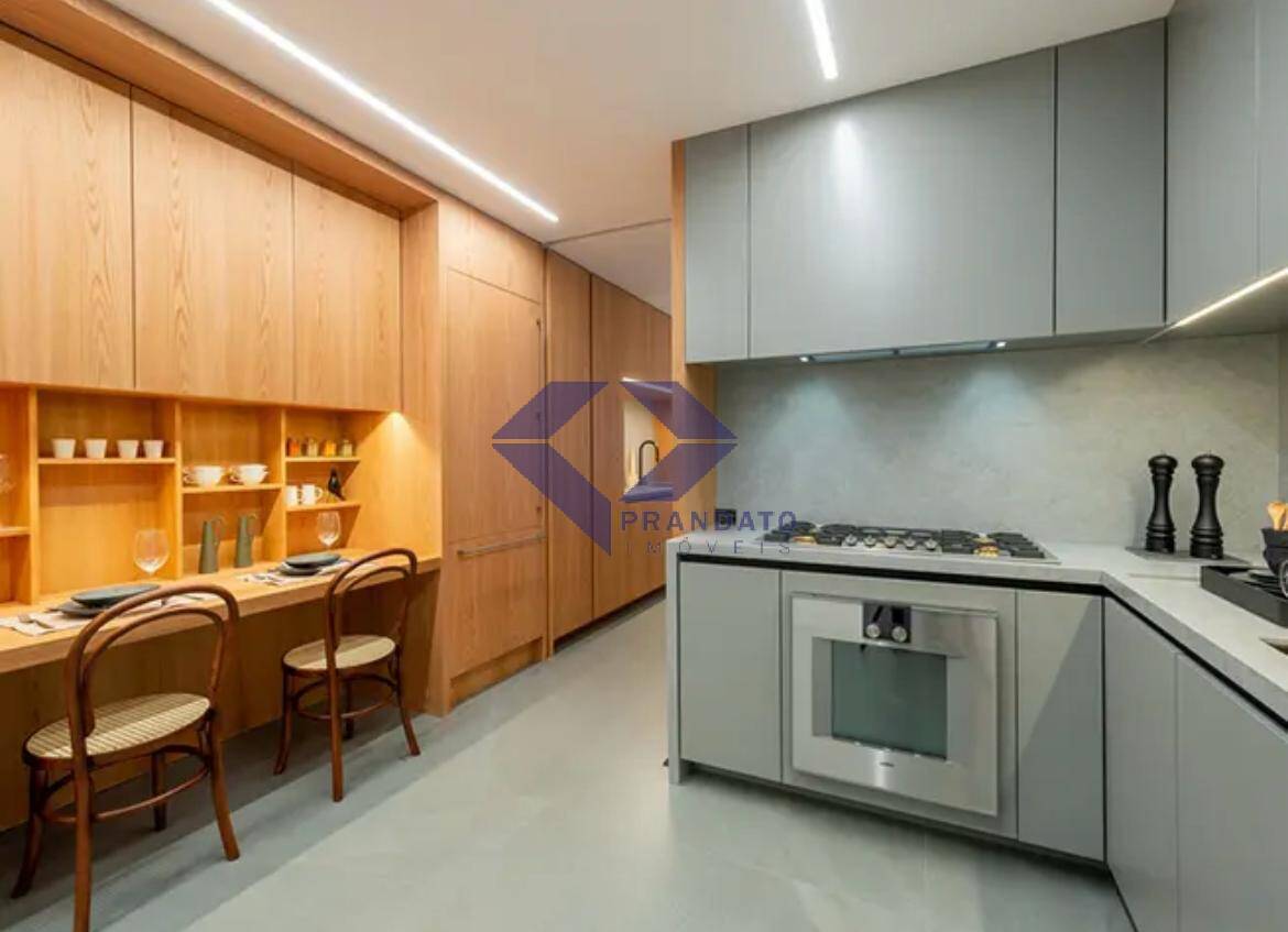 Apartamento à venda com 4 quartos, 211m² - Foto 3