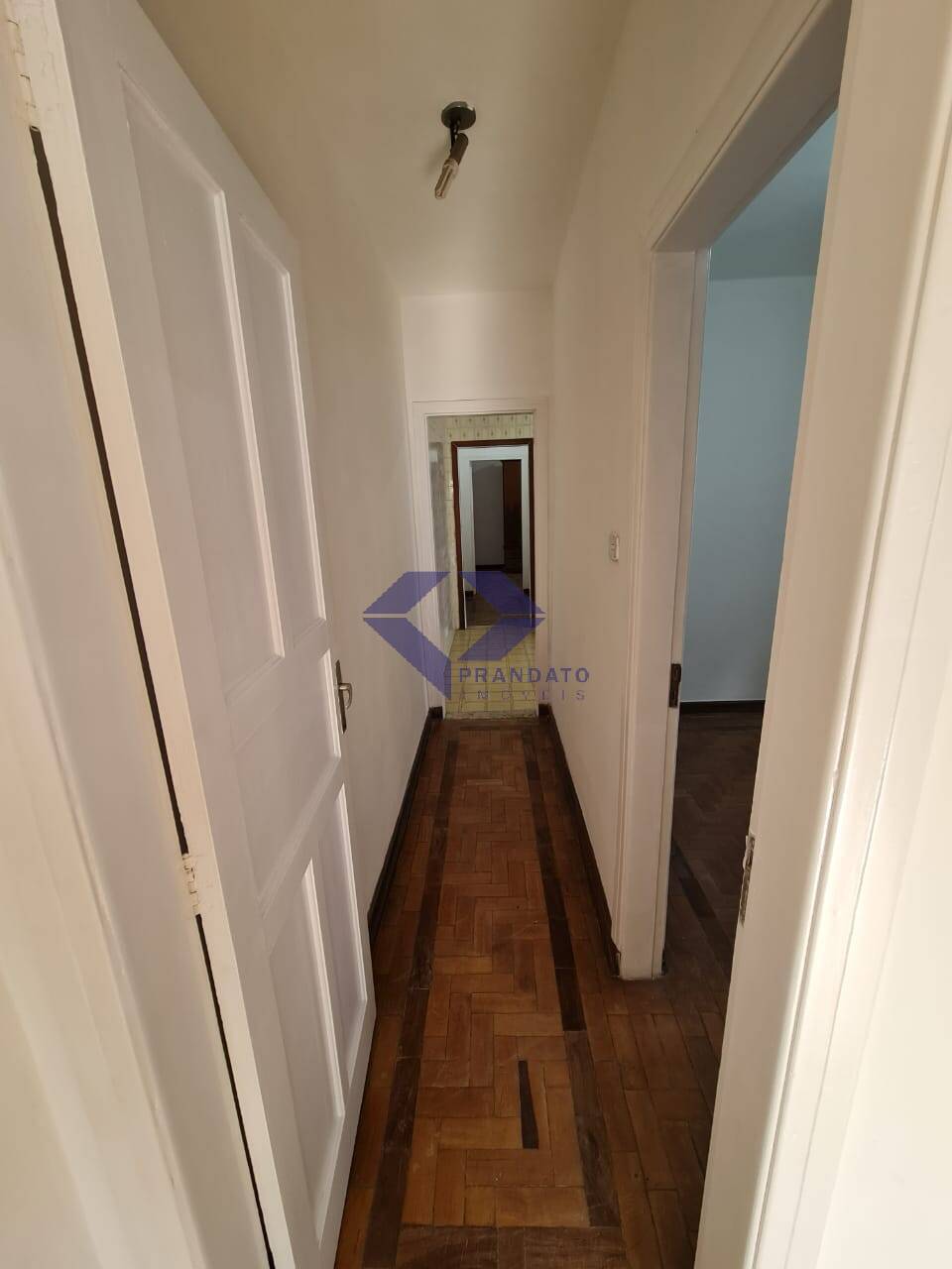 Apartamento à venda com 2 quartos, 200m² - Foto 11