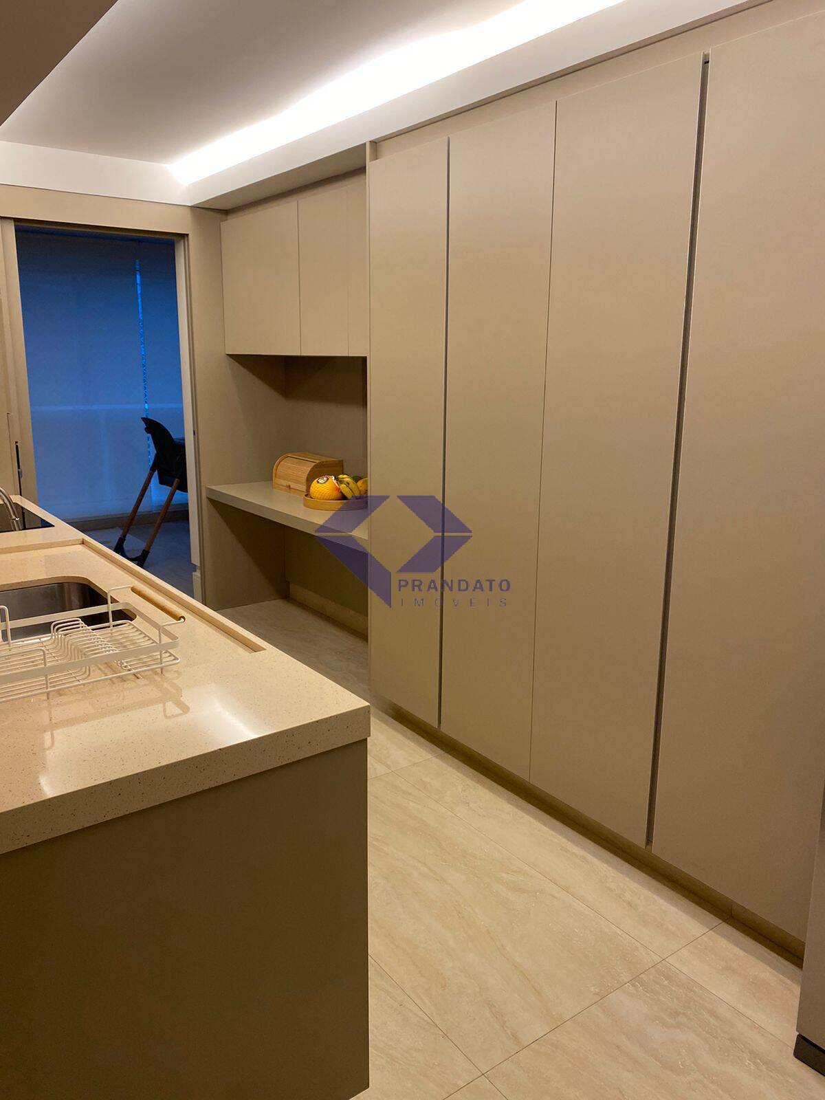 Apartamento à venda com 2 quartos, 135m² - Foto 14