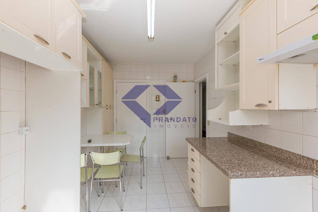 Apartamento à venda com 2 quartos, 138m² - Foto 18