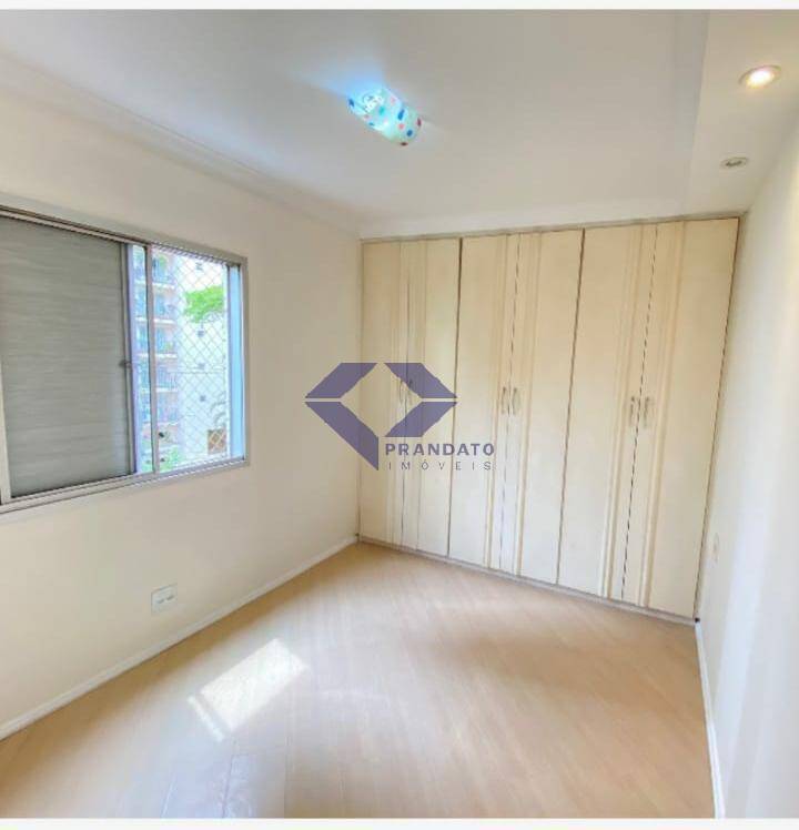 Apartamento para alugar com 2 quartos, 65m² - Foto 8