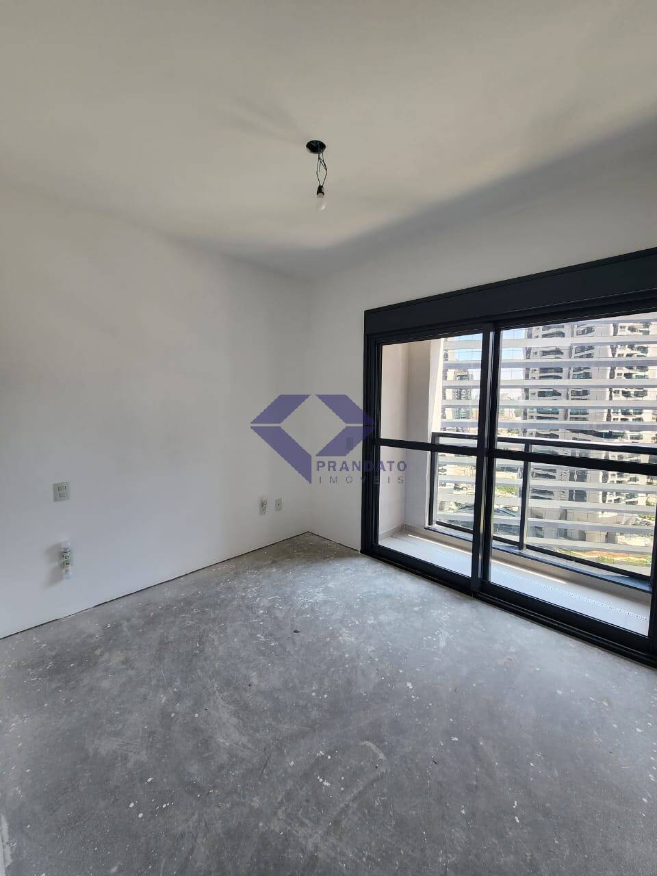 Apartamento à venda com 3 quartos, 162m² - Foto 4