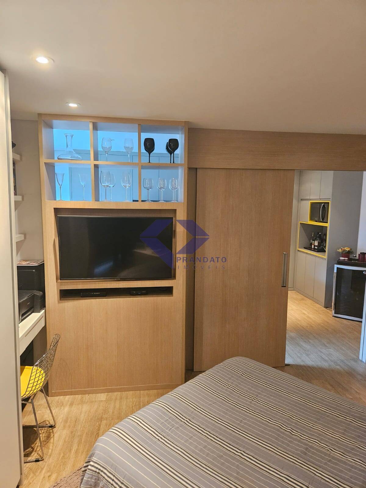 Apartamento à venda com 1 quarto, 37m² - Foto 8