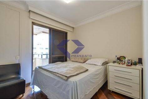 Apartamento à venda com 4 quartos, 227m² - Foto 19