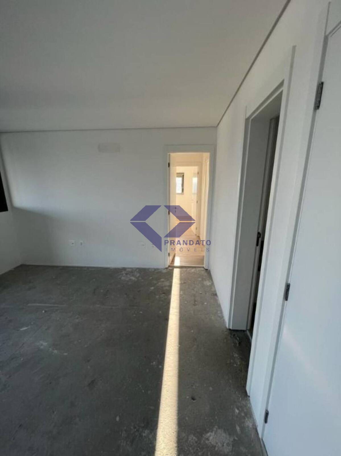 Apartamento à venda com 3 quartos, 143m² - Foto 3