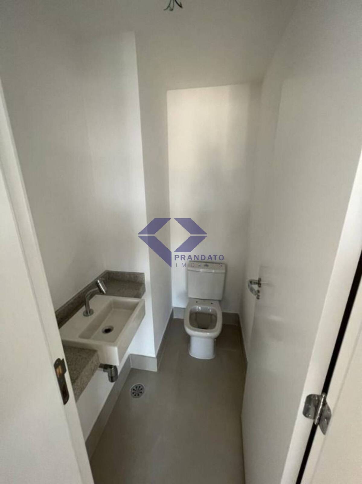 Apartamento à venda com 3 quartos, 143m² - Foto 11