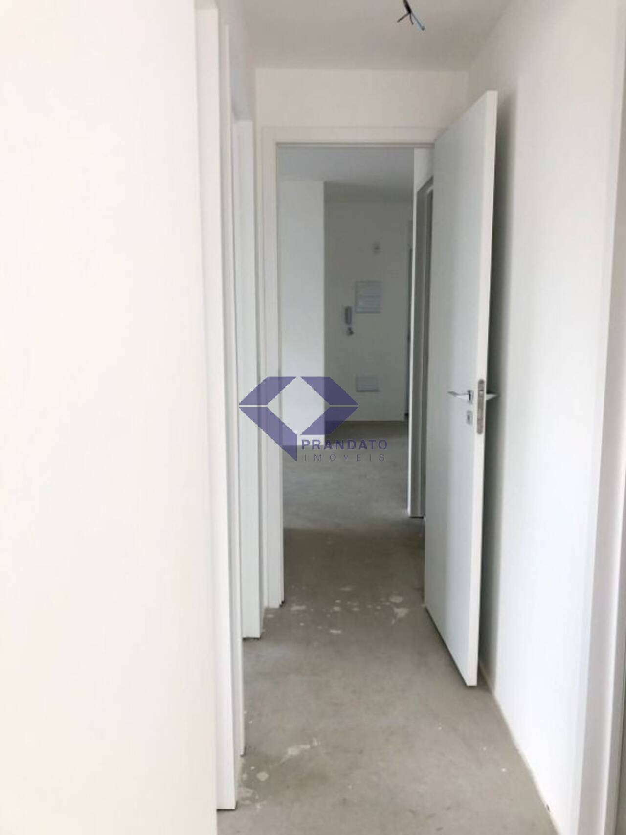 Apartamento à venda com 3 quartos, 84m² - Foto 4