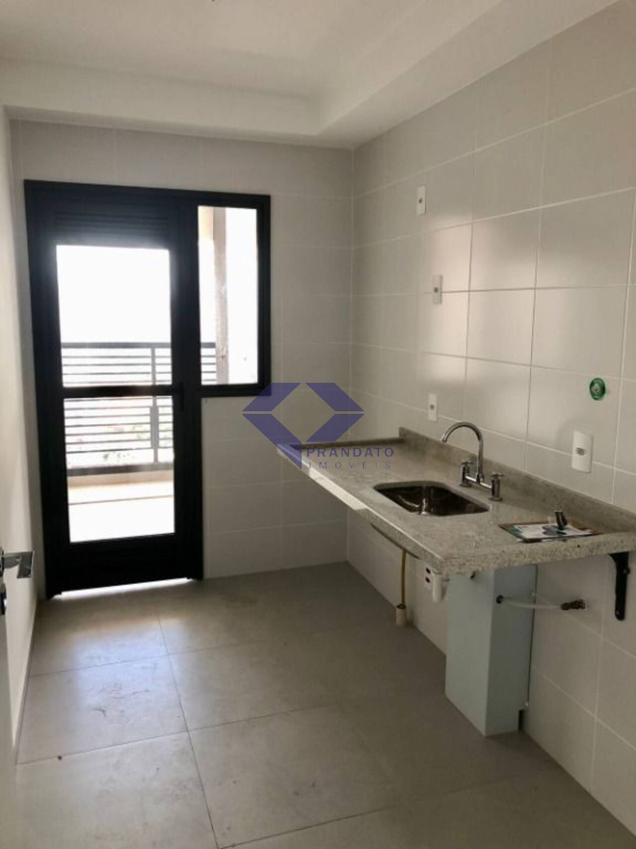 Apartamento à venda com 3 quartos, 84m² - Foto 14