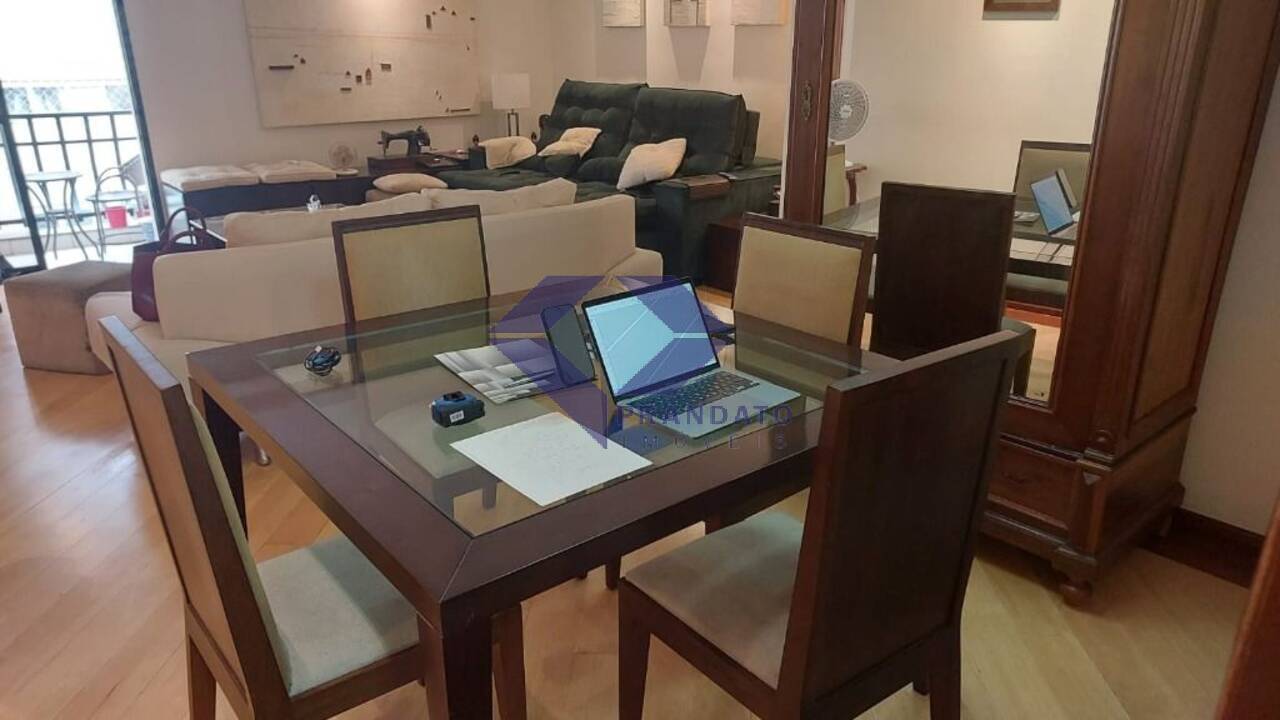 Apartamento à venda com 3 quartos, 105m² - Foto 8