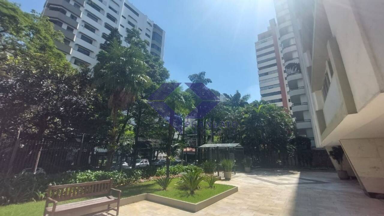 Apartamento à venda com 3 quartos, 120m² - Foto 11